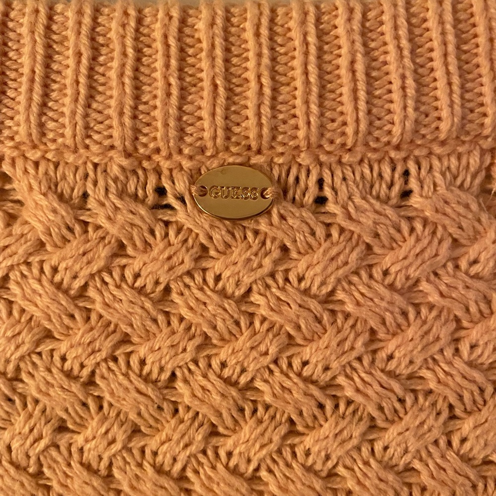 Guess Sweater - Picture 5 of 5